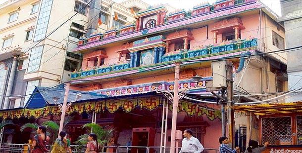Dilsukhnagar blasts: Saibaba temple was actual target - Sakshi Post