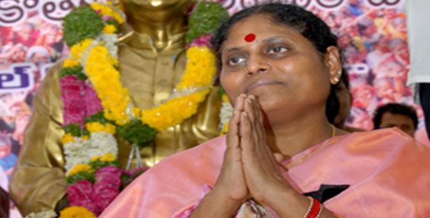 Vijayamma becomes emotional at fast camp - Sakshi Post