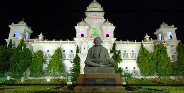 12 ministers, 29 MLAs, 6 MLCs begin fast against AP bifurcation - Sakshi Post