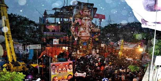 Heavy rain delays immersion of Ganesh idols in Hyderabad - Sakshi Post