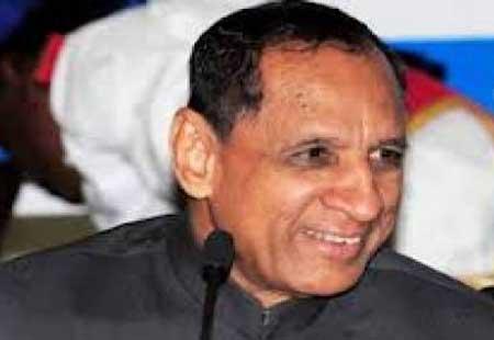 Does Governor let down propriety of his office? - Sakshi Post