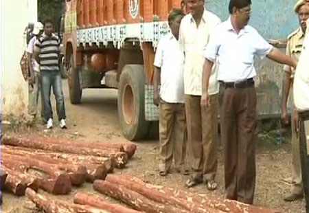 Two forest officials killed by red sander smugglers in Chittoor - Sakshi Post