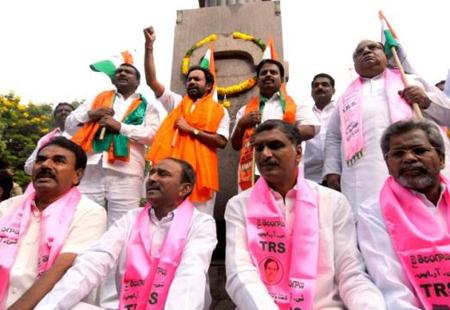 Way cleared for separate state: Telangana legislators - Sakshi Post