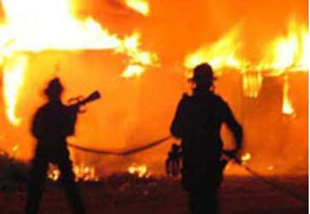 Huge fire accident in Guntur, 3 feared trapped - Sakshi Post
