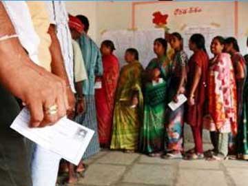 Turn-out falls in Telangana, AP bypolls, polling peaceful - Sakshi Post