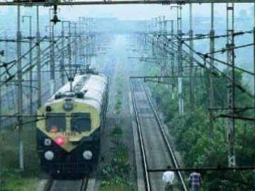 &#039;Hudhud&#039; cyclone: Railway opens helplines - Sakshi Post