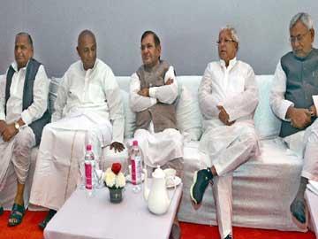 Regional parties unite against BJP: Mulayam to lead the merger - Sakshi Post