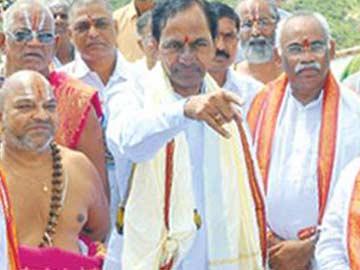 KCR unveils plans for developing Yadagirigutta temple - Sakshi Post