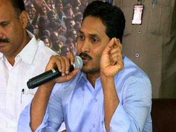 AP Capital area farmers&#039; woes: YS Jagan to meet Governor at 4 PM - Sakshi Post
