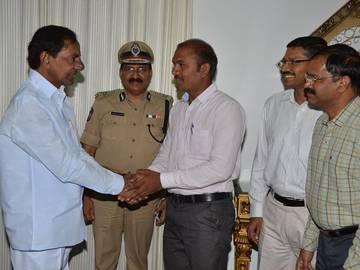 Why constable Narayana Rao earned KCR&#039;s praise? - Sakshi Post
