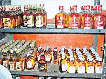 Wine shops to remain closed on Holi day - Sakshi Post