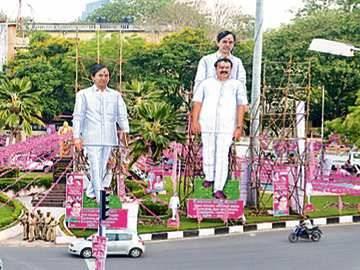 TRS plenary: Hyderabad turns pink - Sakshi Post