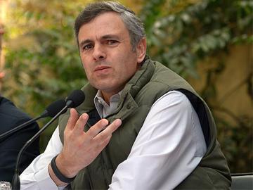 Omar targets Mufti for alliance with BJP - Sakshi Post