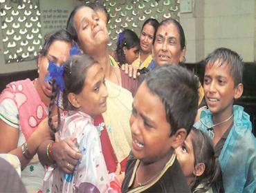 Mumbai hooch tragedy toll climbs to 94 - Sakshi Post