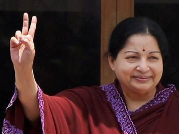 Thousands vote in Jayalalithaa by-election - Sakshi Post