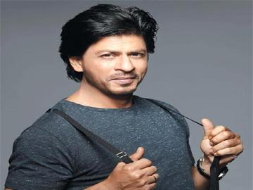 Shah Rukh Khan wraps &#039;Fan&#039; shoot - Sakshi Post