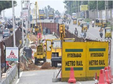 Mishap in Hyderabad Metro-Rail construction site - Sakshi Post