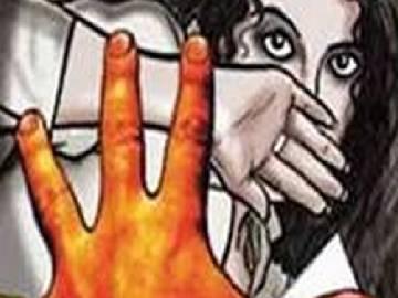 techie held for blackmail, rape - Sakshi Post
