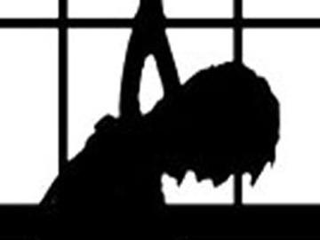 Chennai Student Commits Suicide in Hyderabad Due to Ragging - Sakshi Post