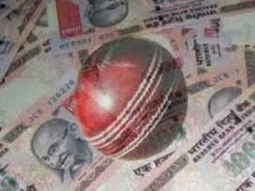 Cricket betting racket busted: 7 held, Rs 1.5 lakh recovered - Sakshi Post