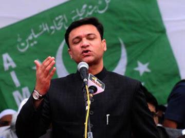 T Govt gives nod to prosecute Akbaruddin Owaisi for hate speech - Sakshi Post