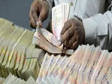 ACB unearths Rs 2.23 crore from Transport officer - Sakshi Post