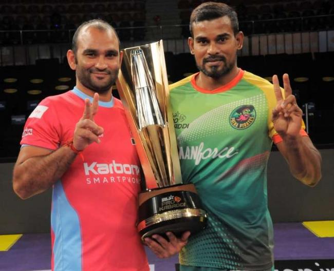 Patna Pirates beat Abhishek Bachchan’s Jaipur Pink Panthers Patna Pirates beat Abhishek Bachchan’s Jaipur Pink Panthers - Sakshi Post