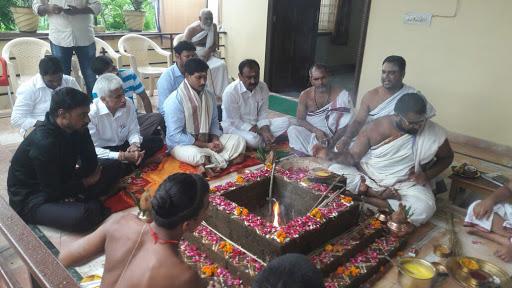 YSRCP President YS Jagan Mohan Reddy on Wednesday morning performed a homam in Rishikesh praying for the welfare of people and Special Category Status to Andhra Pradesh. - Sakshi Post