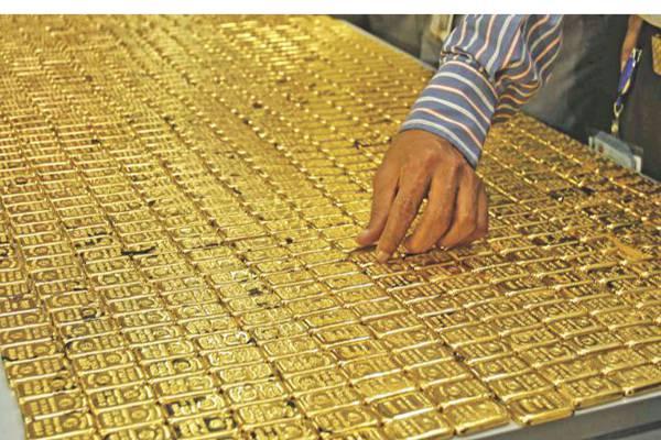 Directorate of Revenue Intelligence (DRI) said that gold was smuggling through Indo-Myanmar land border, then brought to Delhi and other locations using domestic flights by declaring the yellow metal as valuable cargo. - Sakshi Post