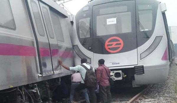 Metro train collision in Delhi - Sakshi Post