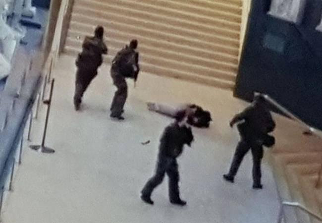 The incident took place near the Louvre museum in Paris The incident took place near the Louvre museum in Paris - Sakshi Post