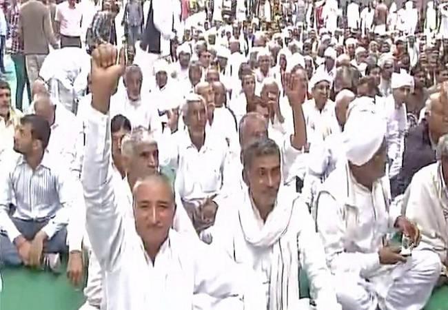 Jats protesting at Jantar Mantar - Sakshi Post