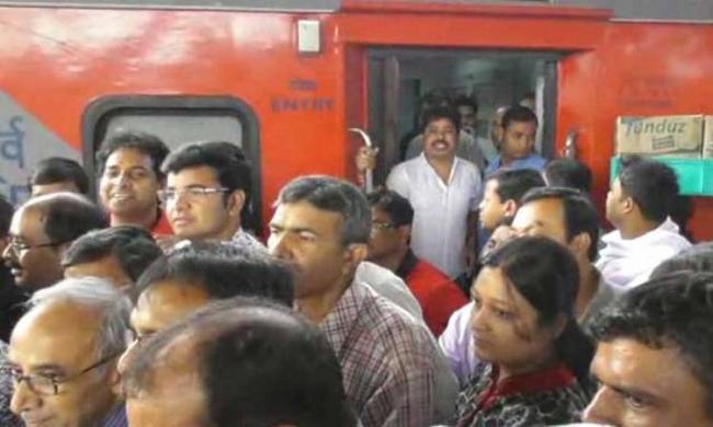 A section of passengers first agitated at Asansol station - Sakshi Post