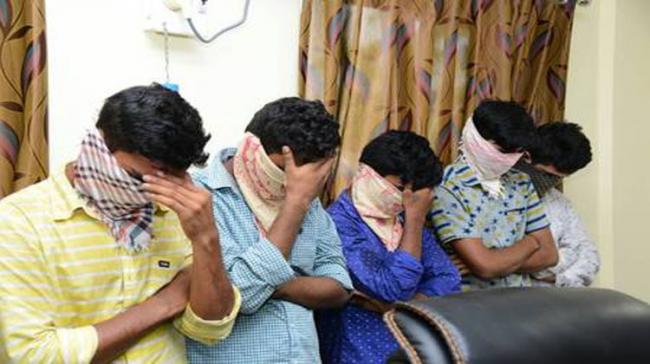 Police arrested the five youths Srikanth, Pavan, Sunil, Abhishek and other person on Sunday - Sakshi Post