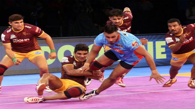 Bengal Warriors trailed 10-11 in the 17th minute in an evenly fought contest - Sakshi Post