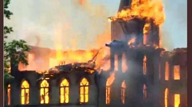 The fire started around 3 am, in the Kandawgyi Palace Hotel and quickly engulfed the wooden building constructed mainly from teak. Firefighters extinguished the flames by 7 a.m., but the blaze damaged almost the entire structure.&amp;amp;nbsp; (Repre - Sakshi Post