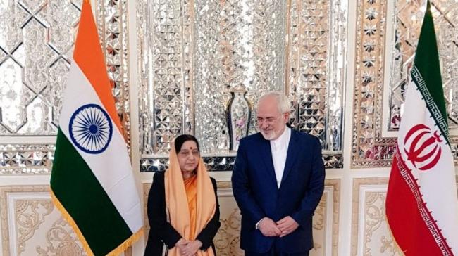 External Affairs Minister Sushma Swaraj met Foreign Minister of Iran Dr. Javad Zarif in Tehran - Sakshi Post
