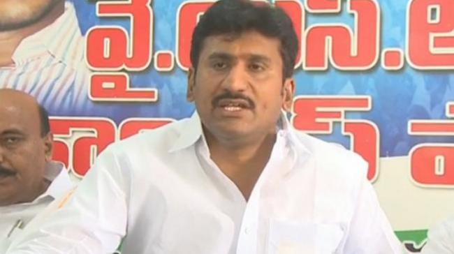 Farmers Complain To Lokayukta About TDP Minister - Sakshi Post