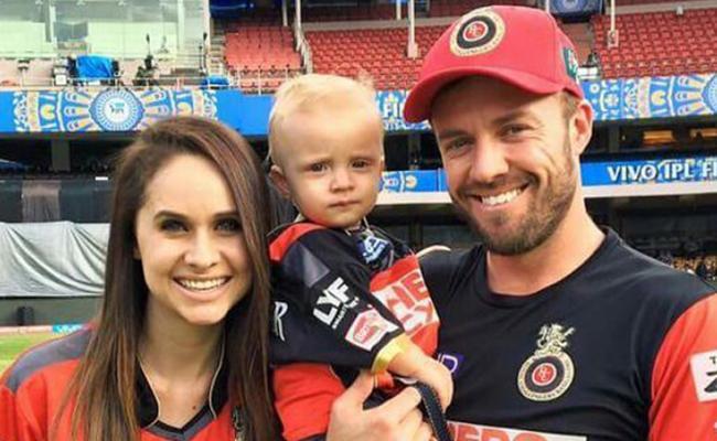 AB de Villiers with his family - Sakshi Post
