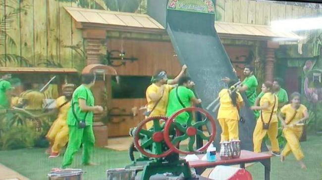 In the luxury budget task, the 15 contestants were divided into two groups yellow and green - Sakshi Post