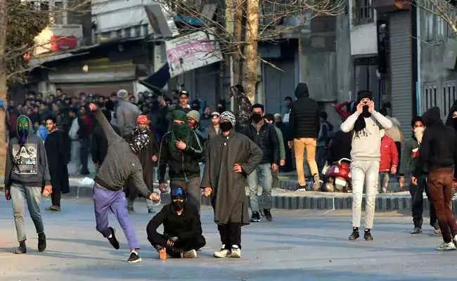 Clashes broke out in Jammu and Kashmir’s Pulwama after an encounter on Friday (File Photo) Clashes broke out in Jammu and Kashmir’s Pulwama after an encounter on Friday (File Photo) - Sakshi Post