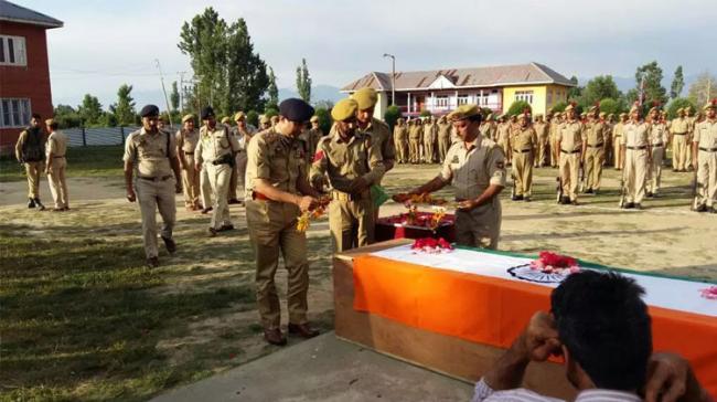 The Jammu and Kashmir Police today kickstarted a crowdfunding campaign for providing financial assistance to the families of 499 special police officers - Sakshi Post