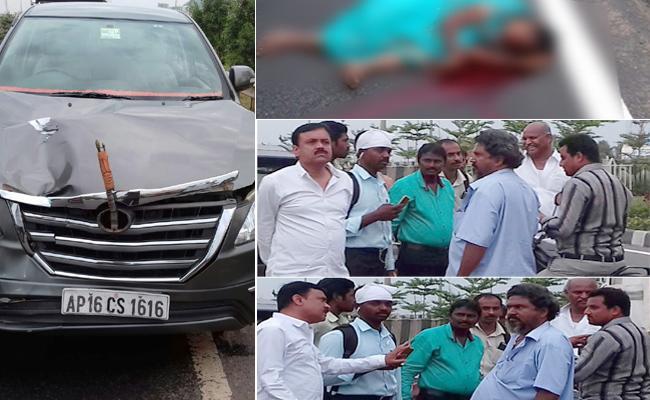 GVL Narasimha Rao’s vehicle GVL Narasimha Rao’s vehicle - Sakshi Post