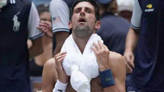 The naked truth: Djokovic enjoys mid-match ice bath - Sakshi Post
