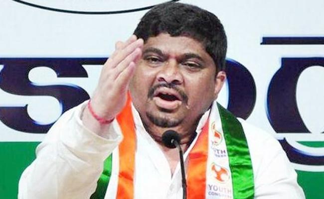 Congress leader <a href="https://www.sakshipost.com/topic/Ponnam%20Prabhakar">Ponnam Prabhakar</a> Congress leader <a href="https://www.sakshipost.com/topic/Ponnam%20Prabhakar">Ponnam Prabhakar</a> - Sakshi Post