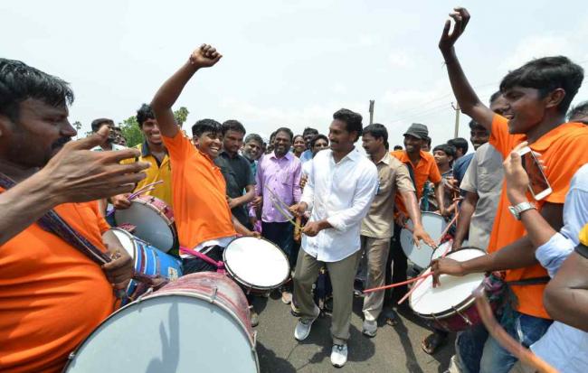 YSR Congress party Chief <a href="https://www.sakshipost.com/topic/ys%20jagan%20mohan%20reddy">YS Jagan Mohan Reddy</a> YSR Congress party Chief <a href="https://www.sakshipost.com/topic/ys%20jagan%20mohan%20reddy">YS Jagan Mohan Reddy</a> - Sakshi Post