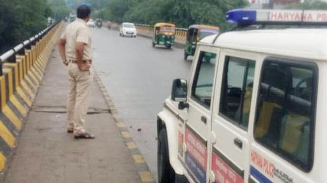 A man brutally killed a lender along with his wife who he also killed later. The incident took place at Gurugram. A man brutally killed a lender along with his wife who he also killed later. The incident took place at Gurugram. - Sakshi Post