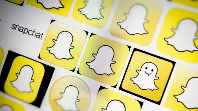 With just $1.4 billion in its kitty at the end of third quarter results, the already struggling multimedia messaging platform Snapchat - Sakshi Post