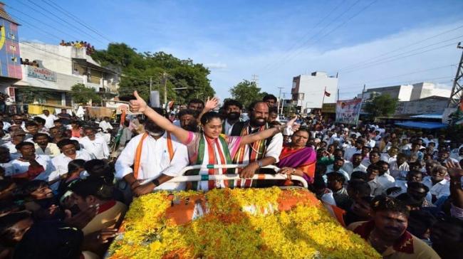 Congress Party Star Campaigner Vijayasanthi - Sakshi Post