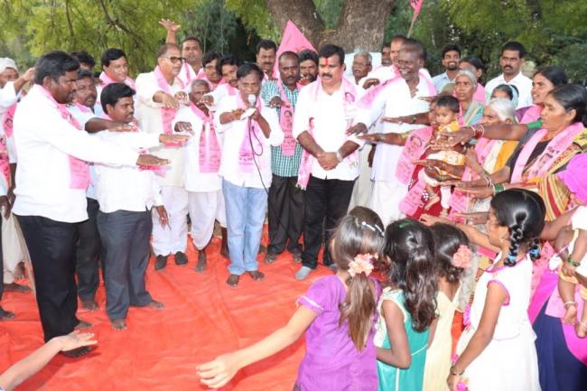 TRS Poll Campaign In Andole, Sangareddy - Sakshi Post